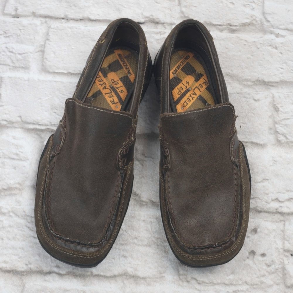 Skechers men's Relaxed Step Loafers Brown Leather
